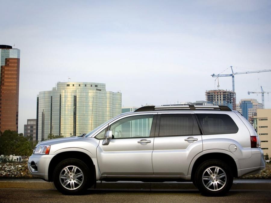  Mitsubishi Endeavor SE 2007 года  (фото 11 из 18)